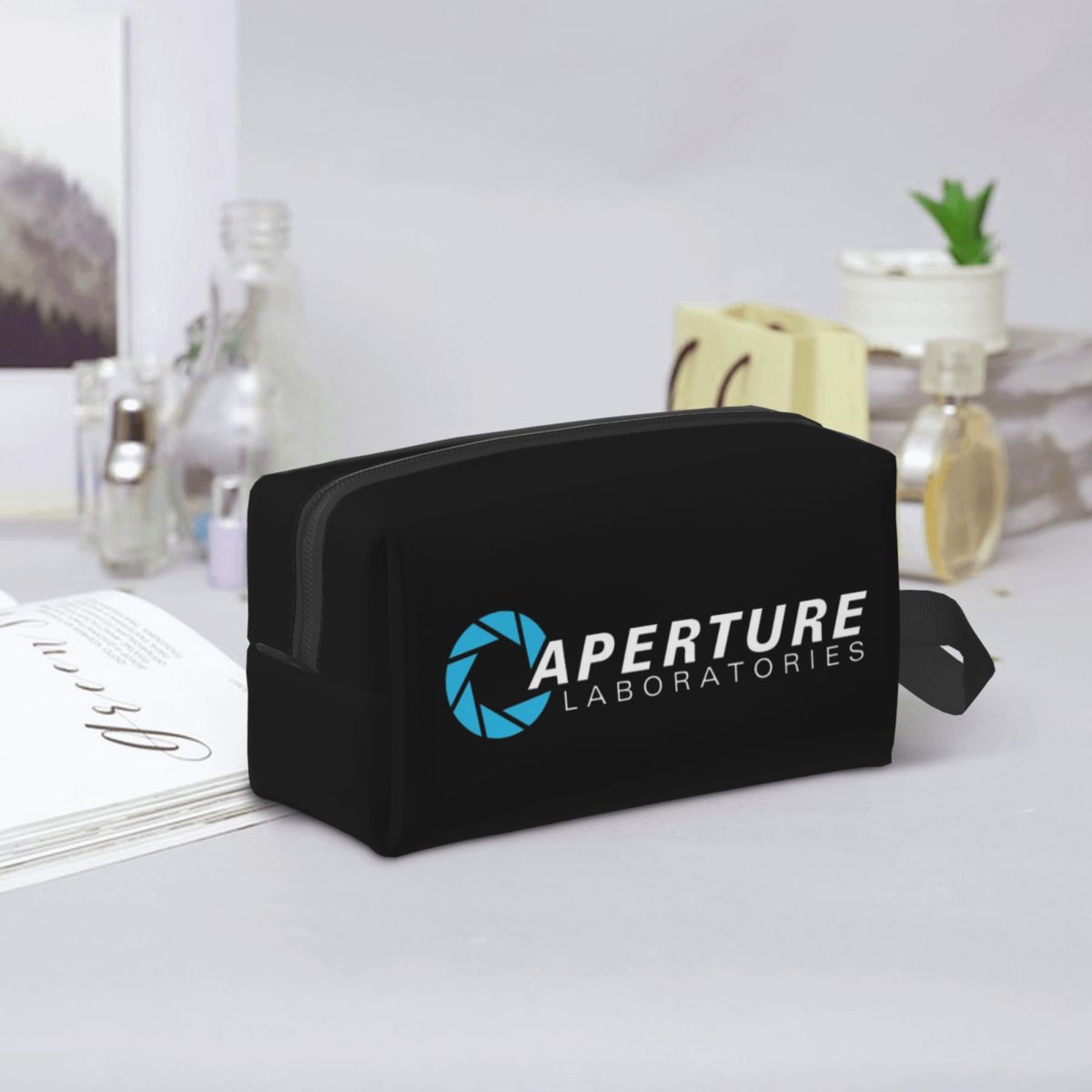 Beauty Lab Makeup - Aperture Science Laboratories - Portal Make-up-Tasche,