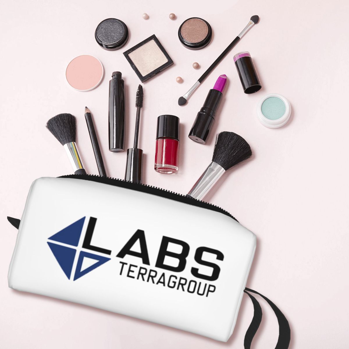 Escape From Tarkov Labs Terrag – Beauty Lab Makeup Bewertung und Preis